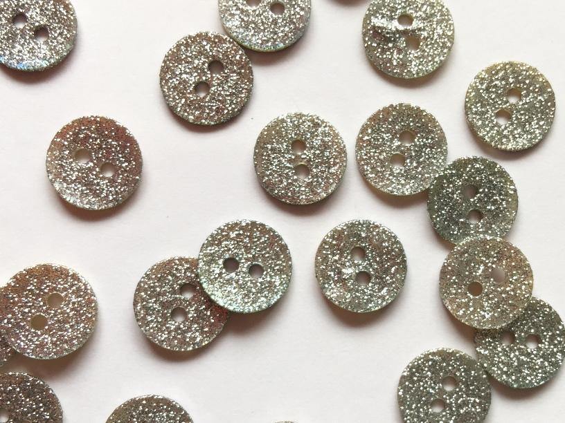 10mm - Silver Glitter River Shell