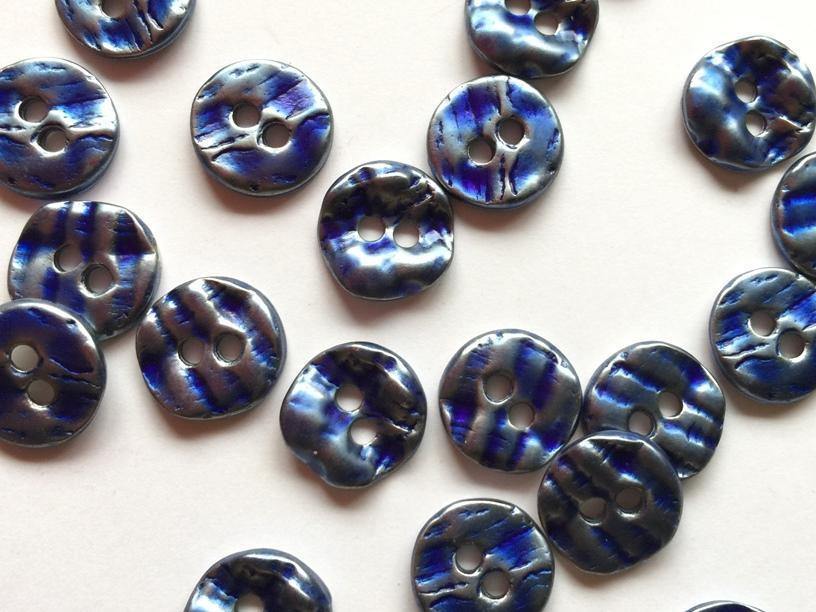 12mm - Blue Metal Undulating Imitation Abalone Shell, Silver Back