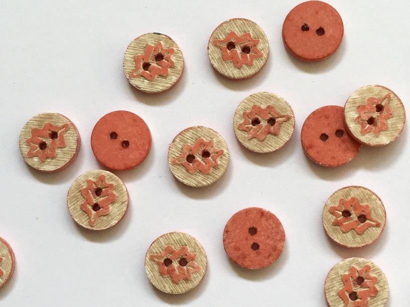 12mm - Pale Coconut with Coral Pink Oak Leaf