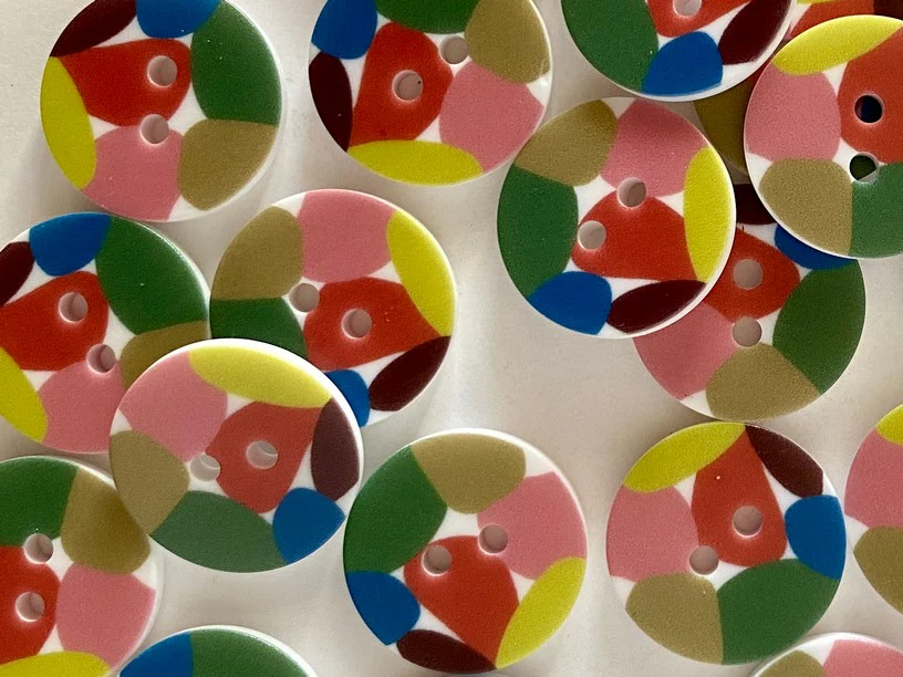 18mm - Multi Coloured Flat Buttons