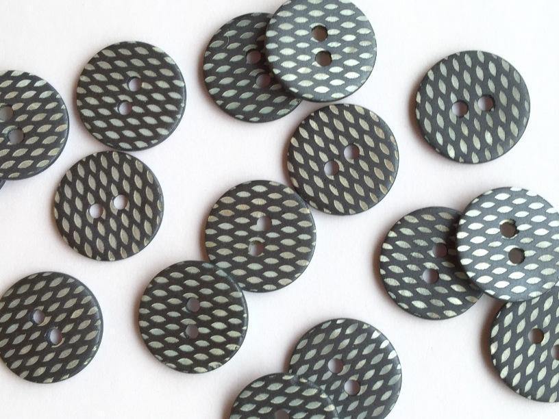 18mm - Metallic Navy with Pattern