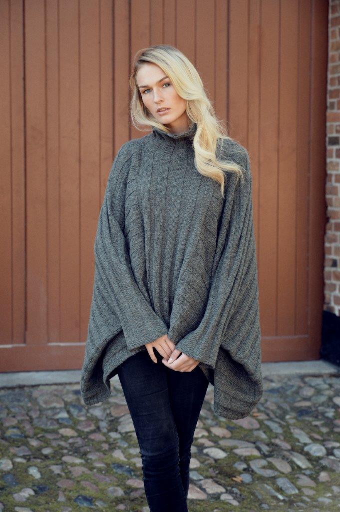 Twelve Knitted Sweaters - Image 5