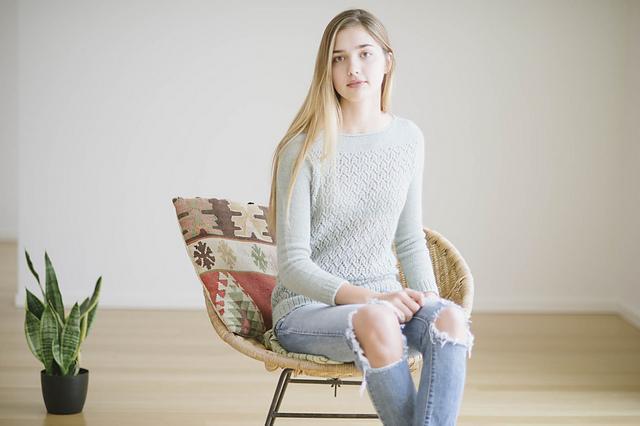 April Sweater Pattern - Image 5