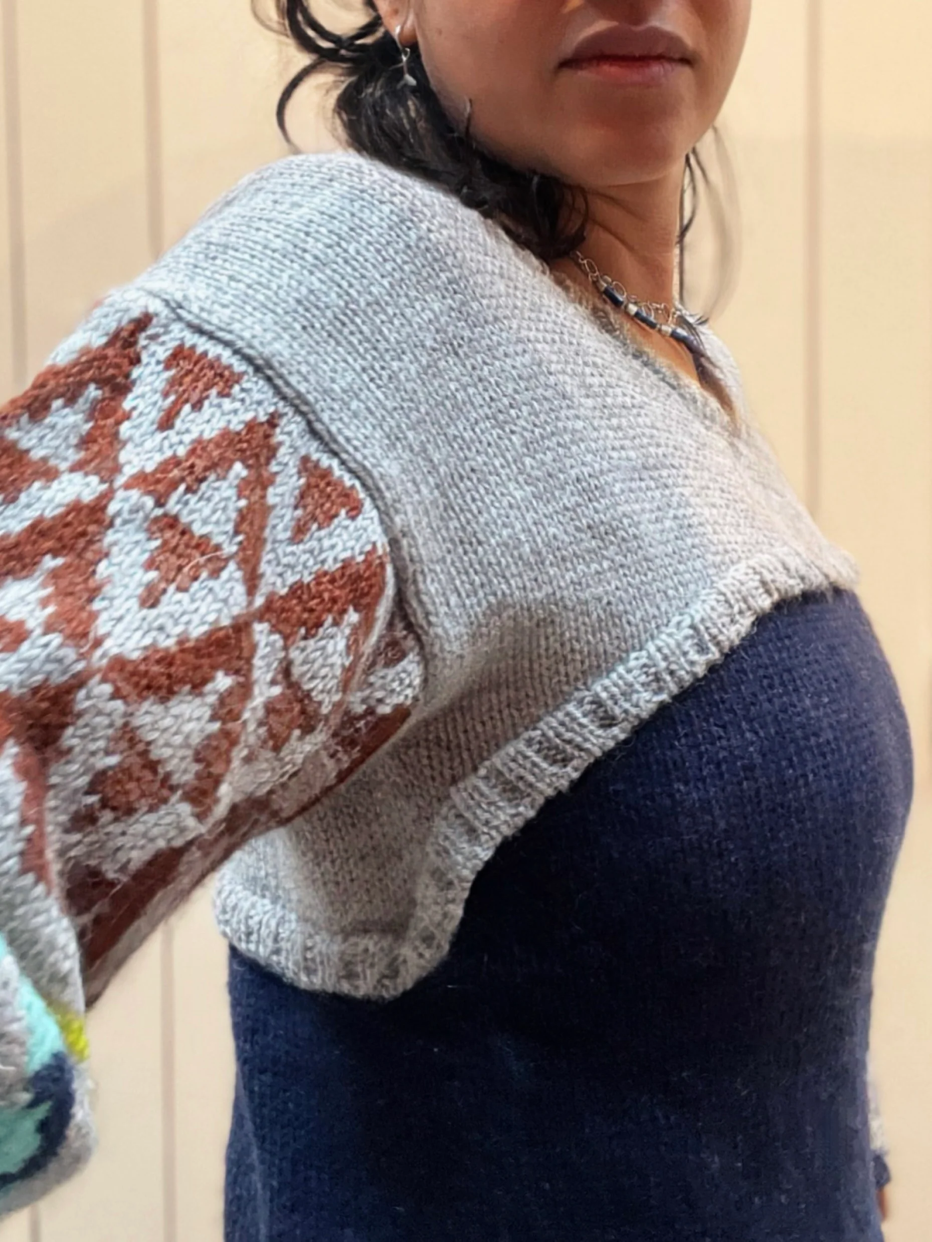 Bluff Cuff Sweater KAL - Image 13