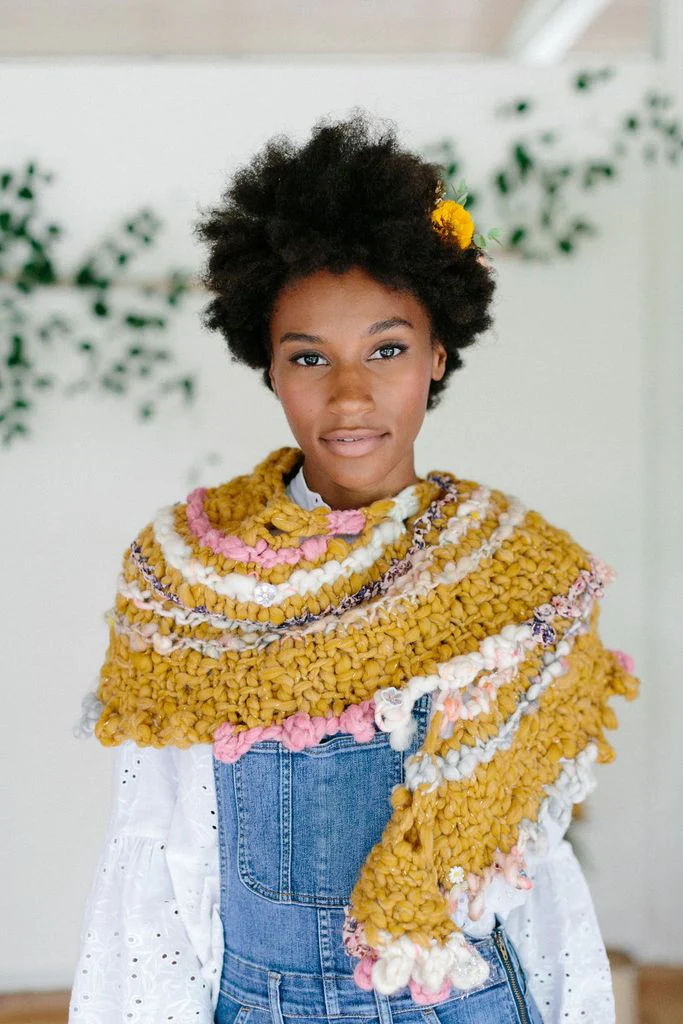 Bonfire Shawl Kit - Image 3