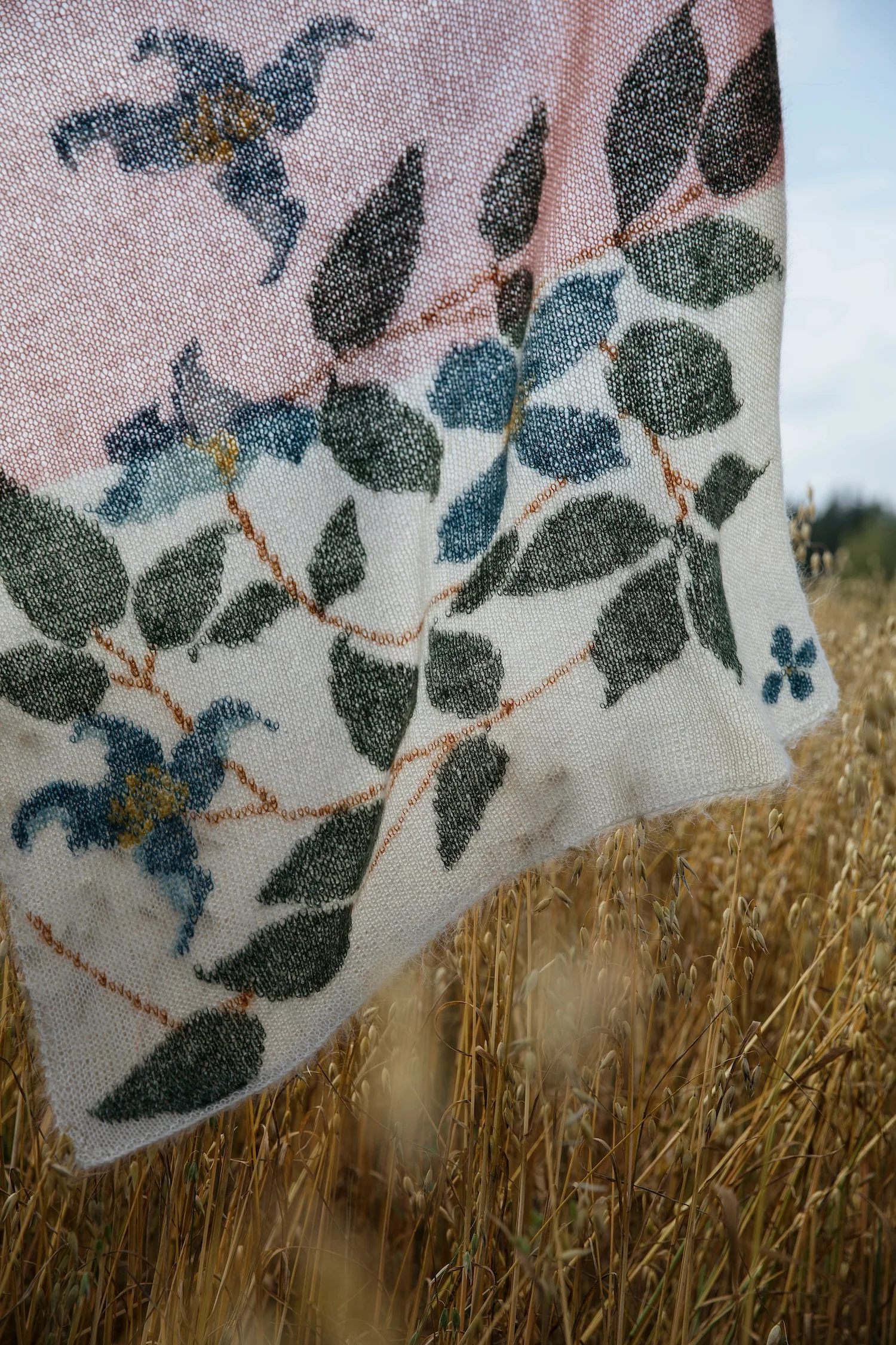 Cultivate: Knitting the Beauty of Nature by Dee Hardwicke & Jonna Helin - Image 12