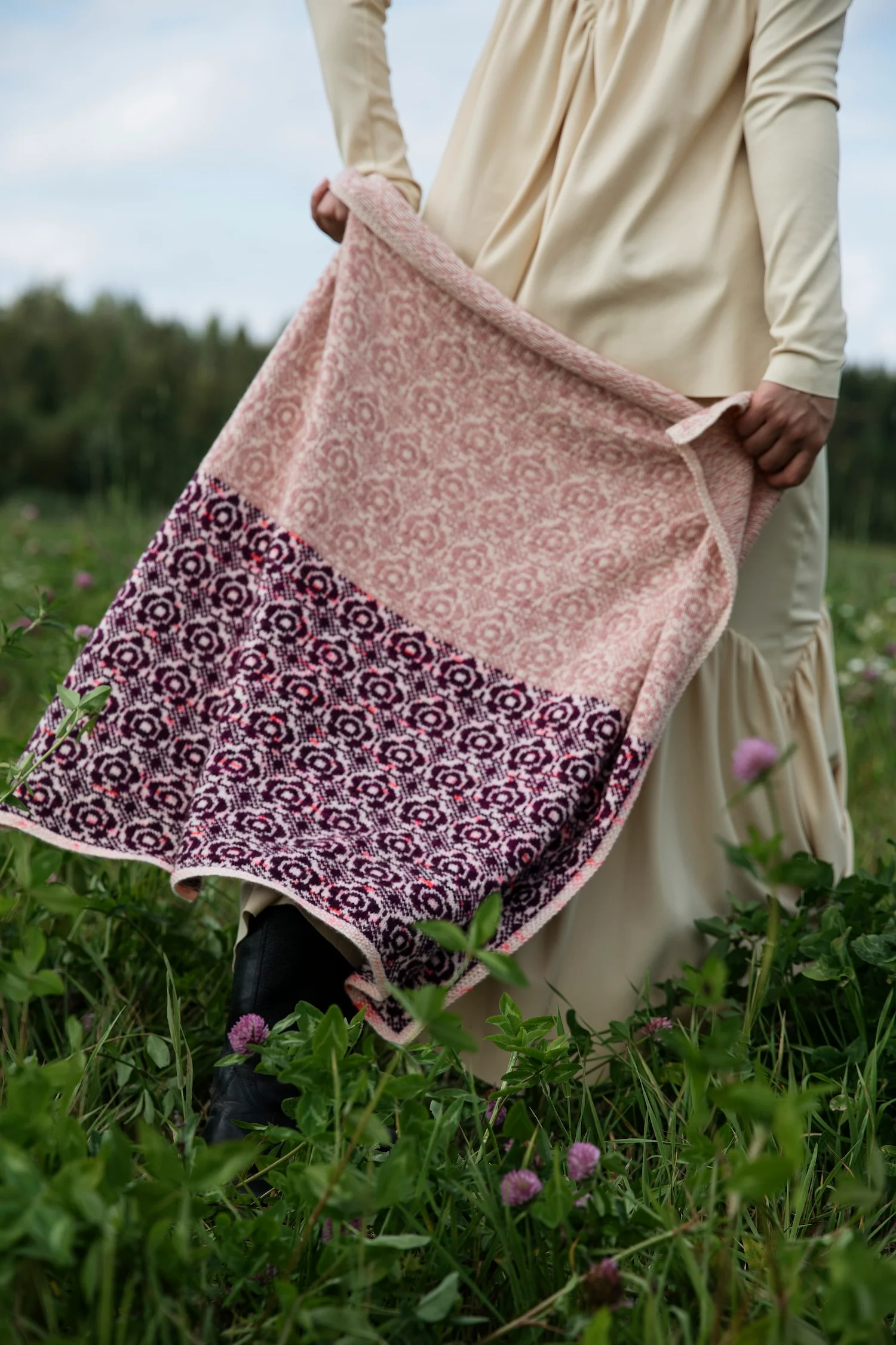 Cultivate: Knitting the Beauty of Nature by Dee Hardwicke & Jonna Helin - Image 20