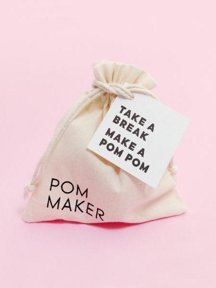 Donut Pom Maker 2.5 - 3.5" Pompoms - Strawberry (doughnut!) - Image 3