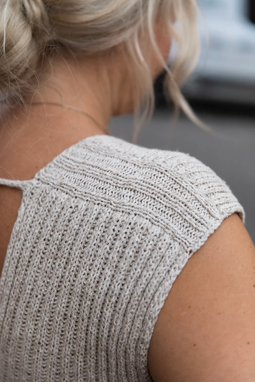 Everyday Knits: Everyday Wardrobe Essentials - Image 8