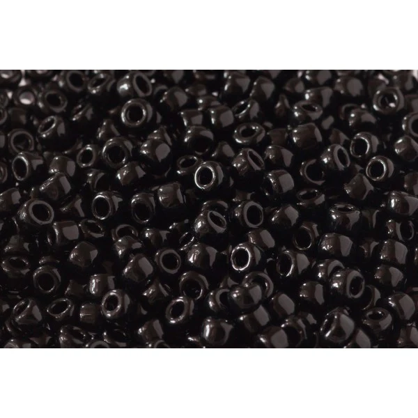 Size 6 Glass Seed Beads - Image 3