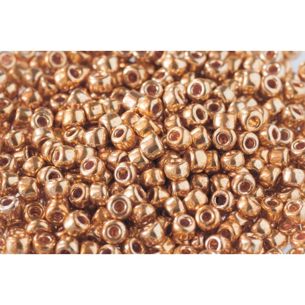 Size 6 Glass Seed Beads - Image 8