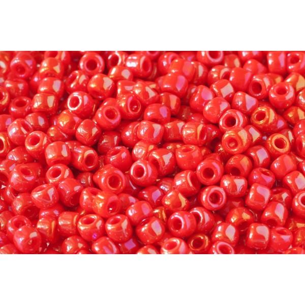 Size 8 Glass Seed Beads - Image 16