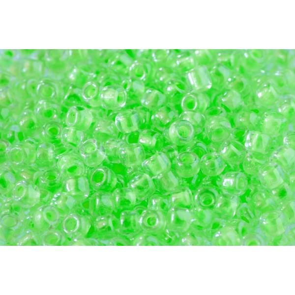 Size 8 Glass Seed Beads - Image 24