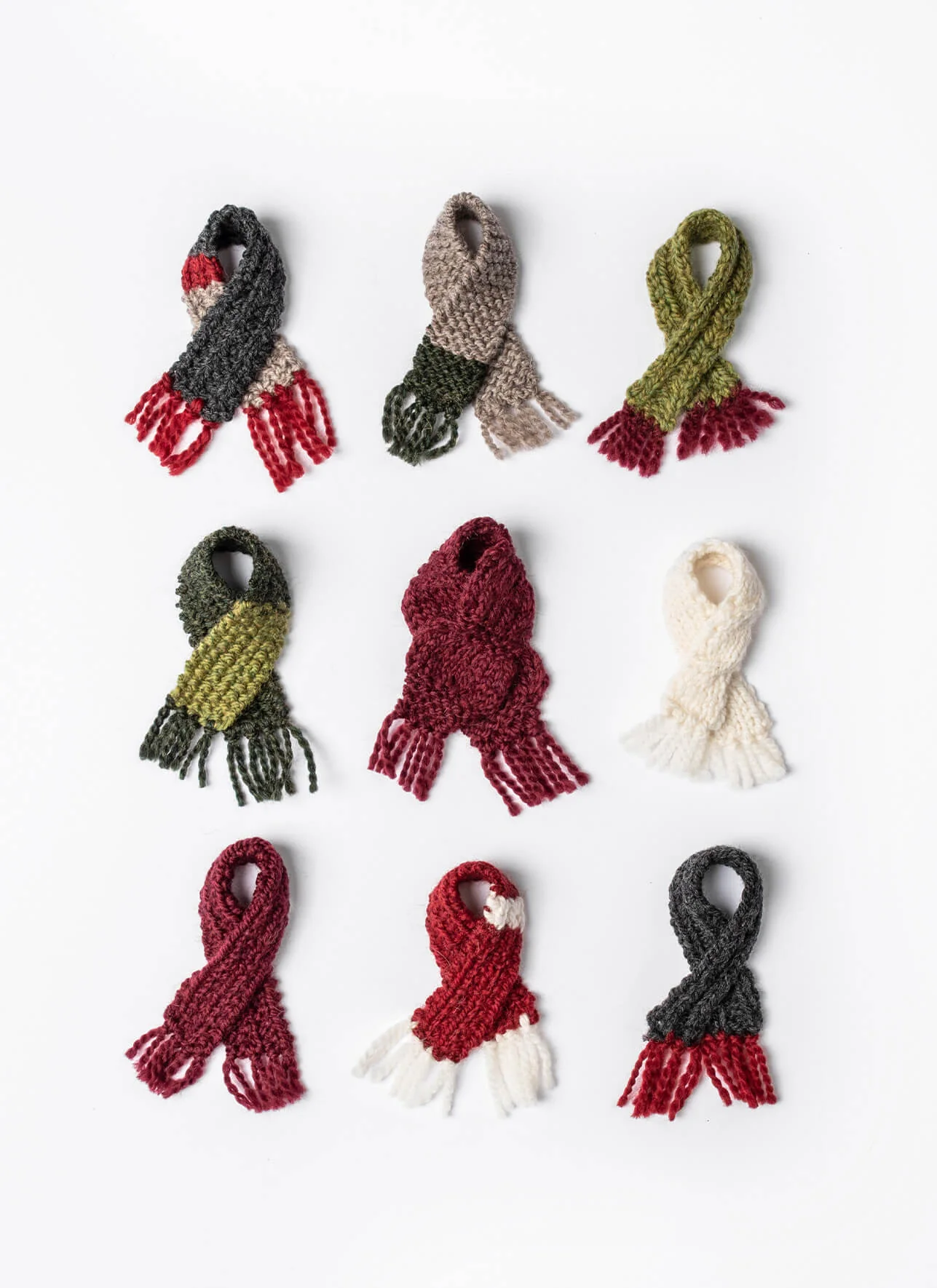Holiday Cheer Mini Sweater Kit with Woolstok Mini Skein Bundles - Image 7