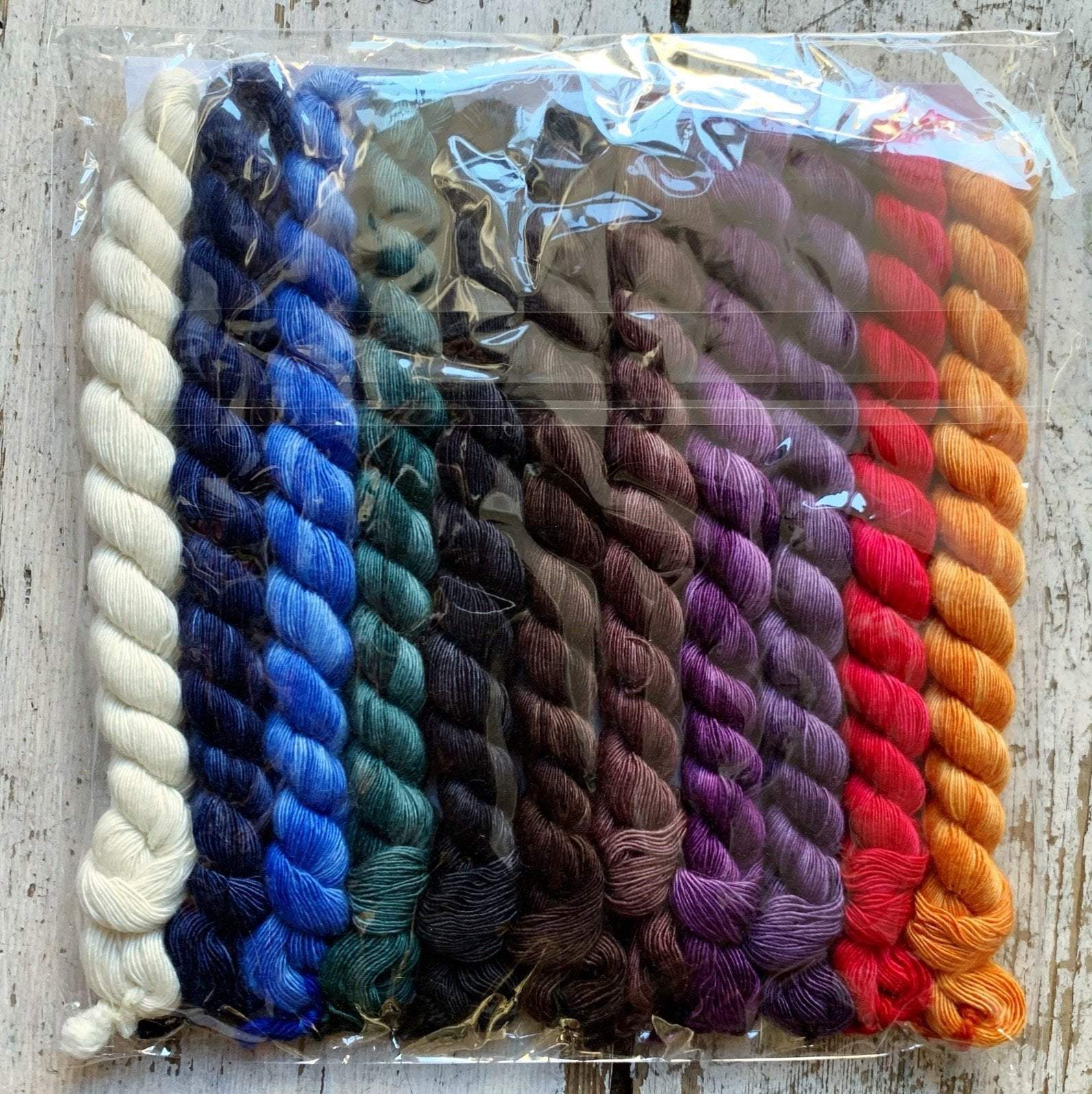 Kaleidoscope Cashmere Shawl Kit - Image 12