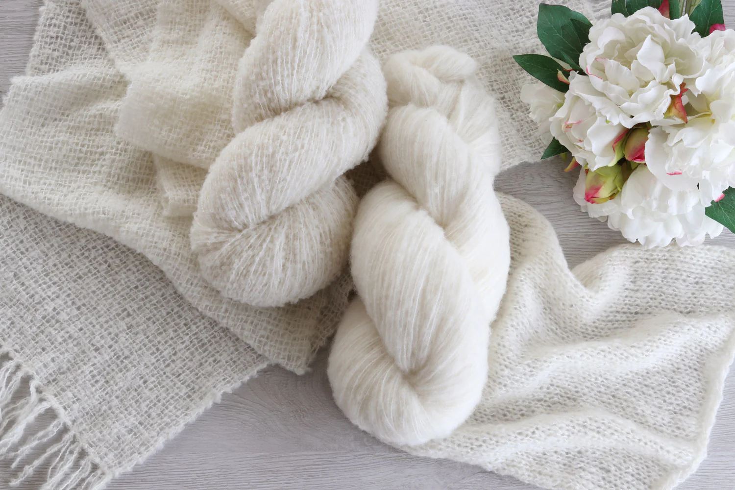 Ashford Bouclé Merino - Undyed - Image 6
