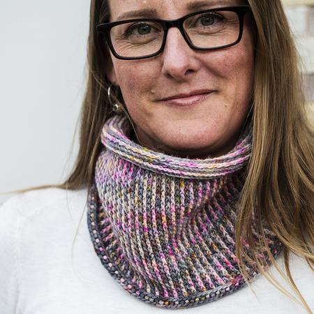 Ninety Degrees Crochet Cowl Pattern