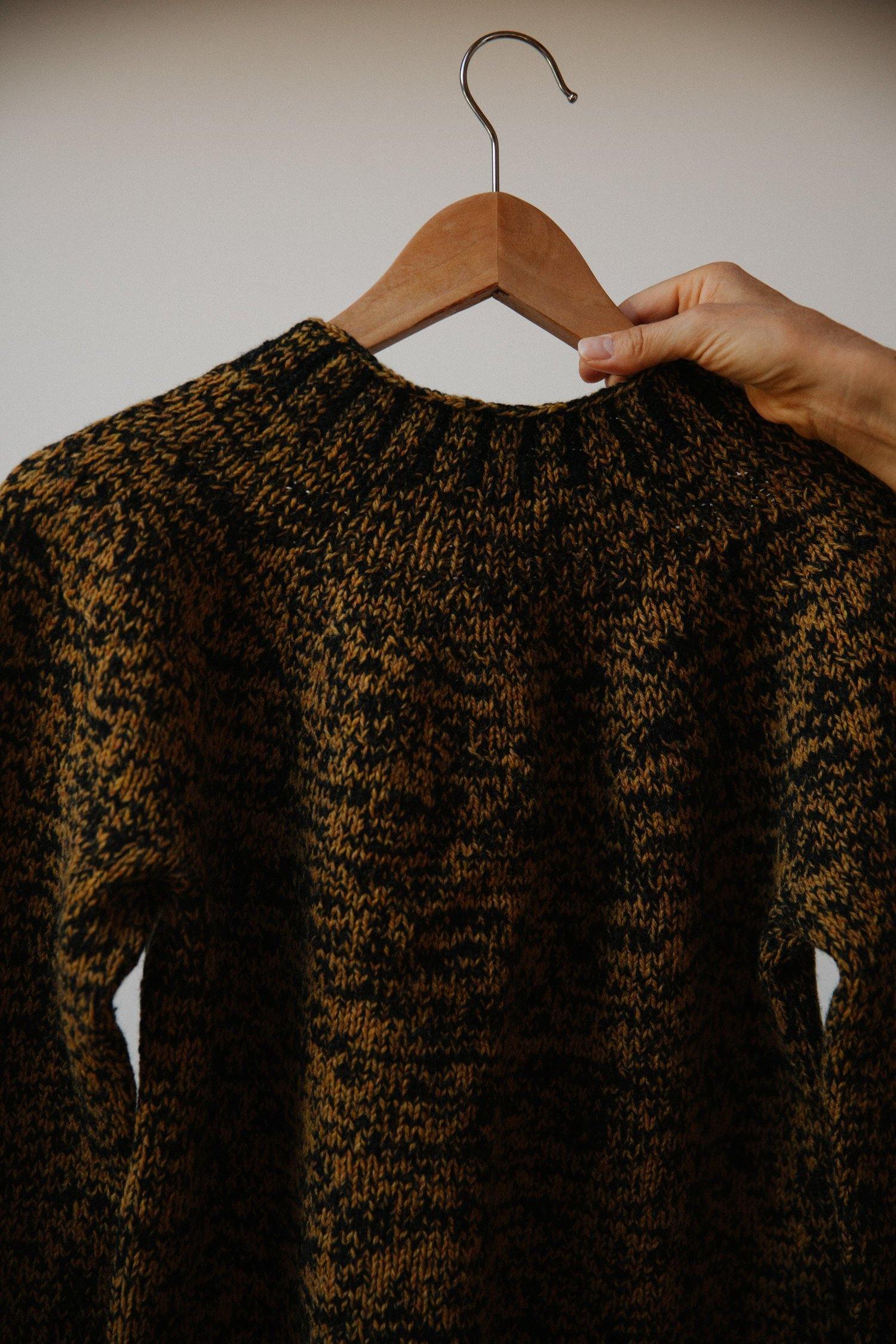 No.17 Sweater Pattern - Image 3