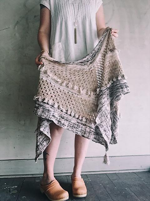 Ohra Shawl Pattern by Caitlin Hunter