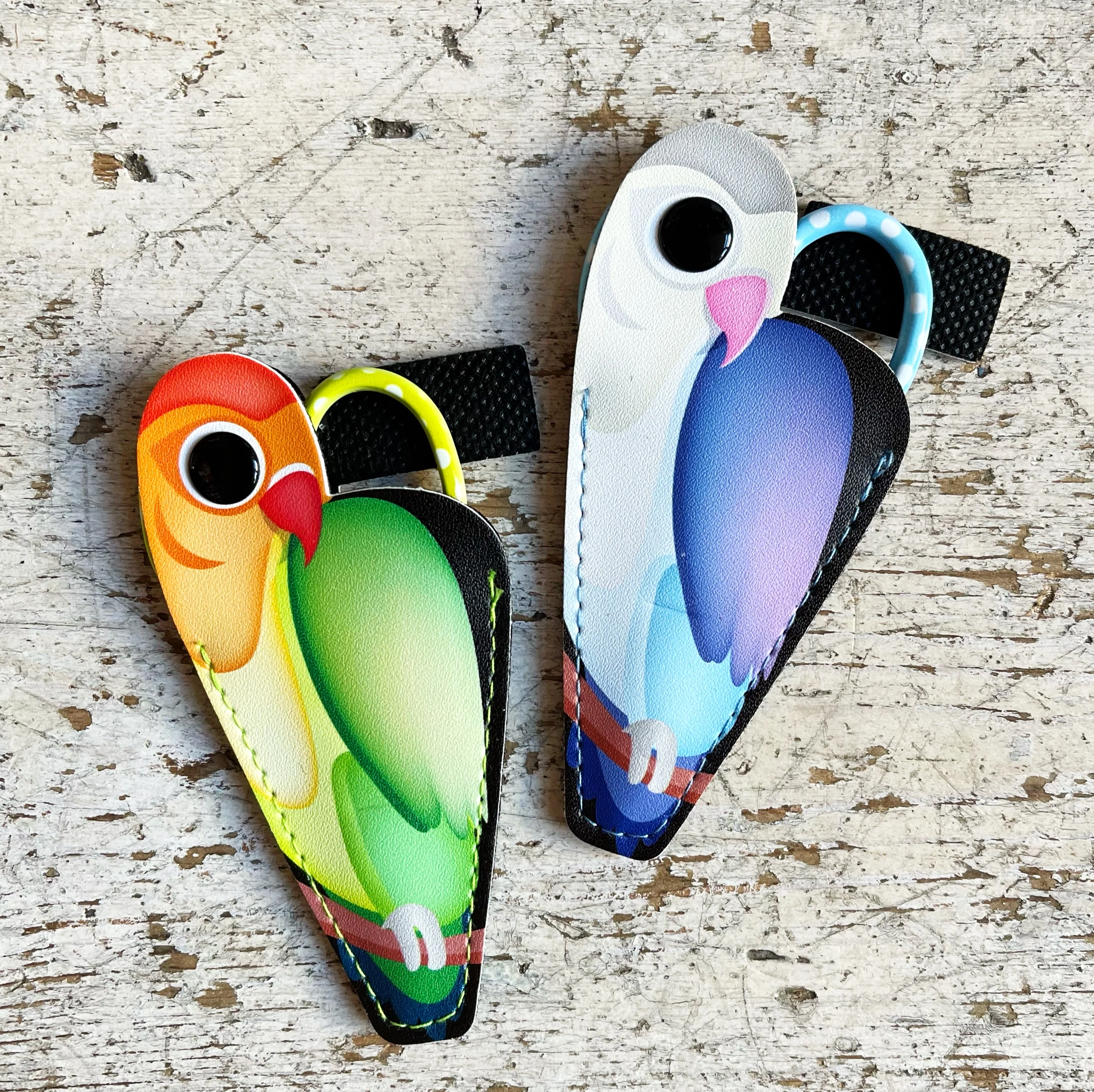 Parrot Scissors with Case - Image 3