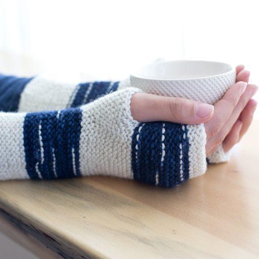 Pegasus Hat and Mitts Pattern - Image 2