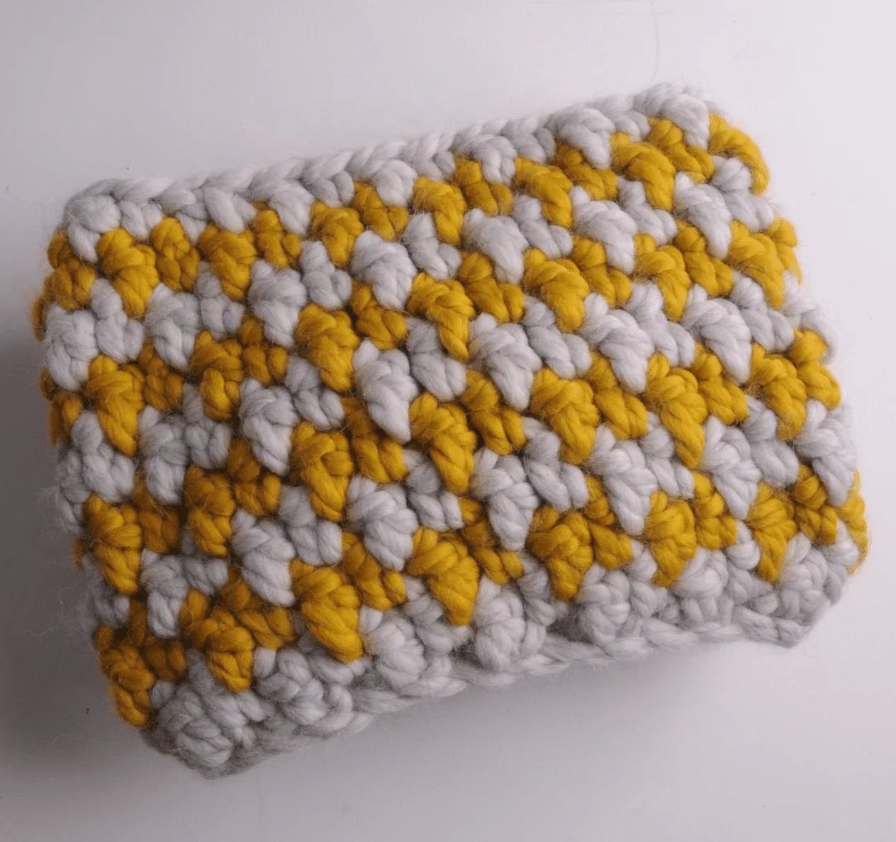 Podgy Wolfhoundstooth Cowl Crochet Pattern