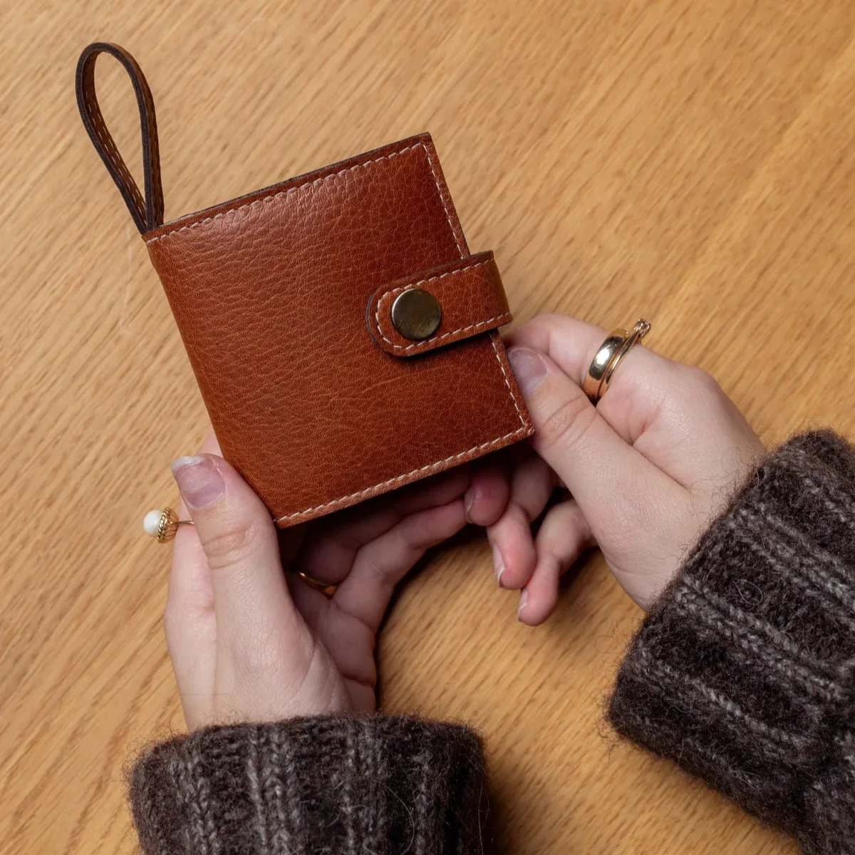Project 76 Sewing / Darning Needle Leather Case - Image 7
