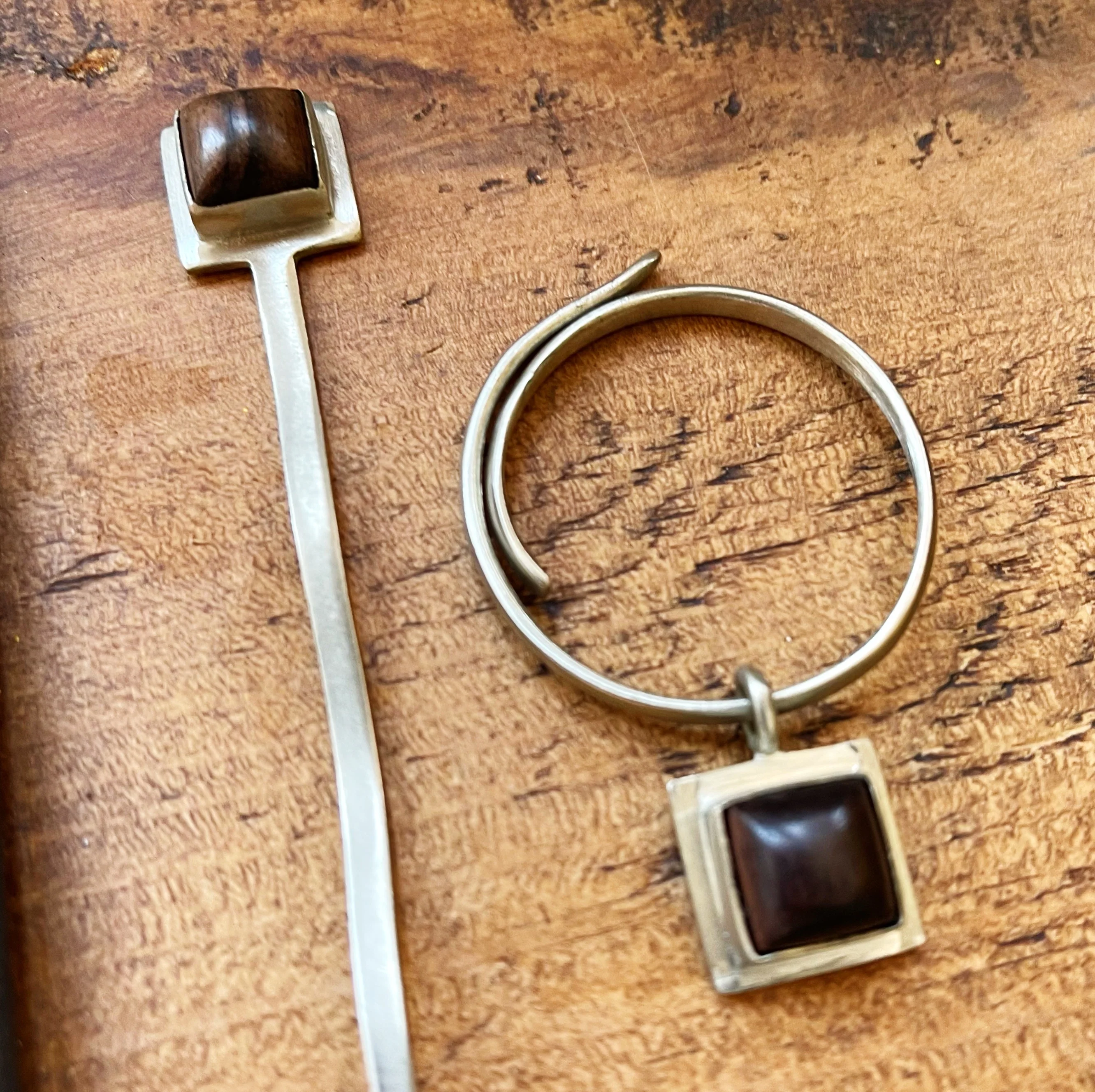 Rosewood Charm Shawl Pin - Image 4