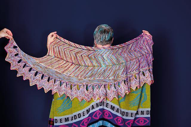 Speckle & Pop Shawl Pattern