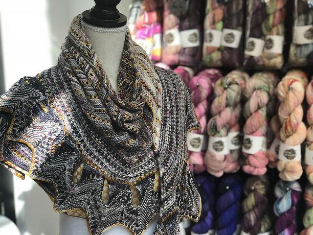 Speckle & Pop Shawl Pattern - Image 2