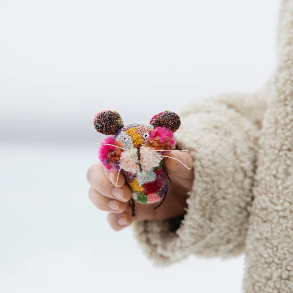 Tiny Friends: A Guide to Mosaic Embroidery by Tomomi Mimura - Image 12