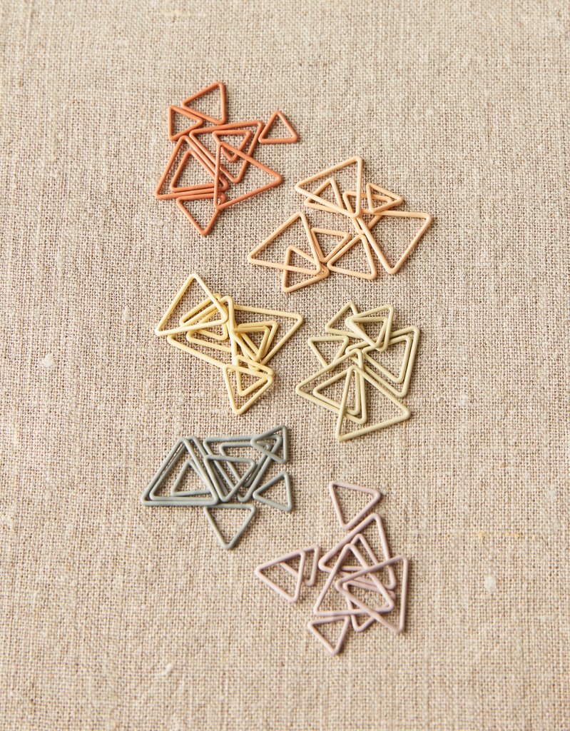 Triangle Stitch Markers - Image 6