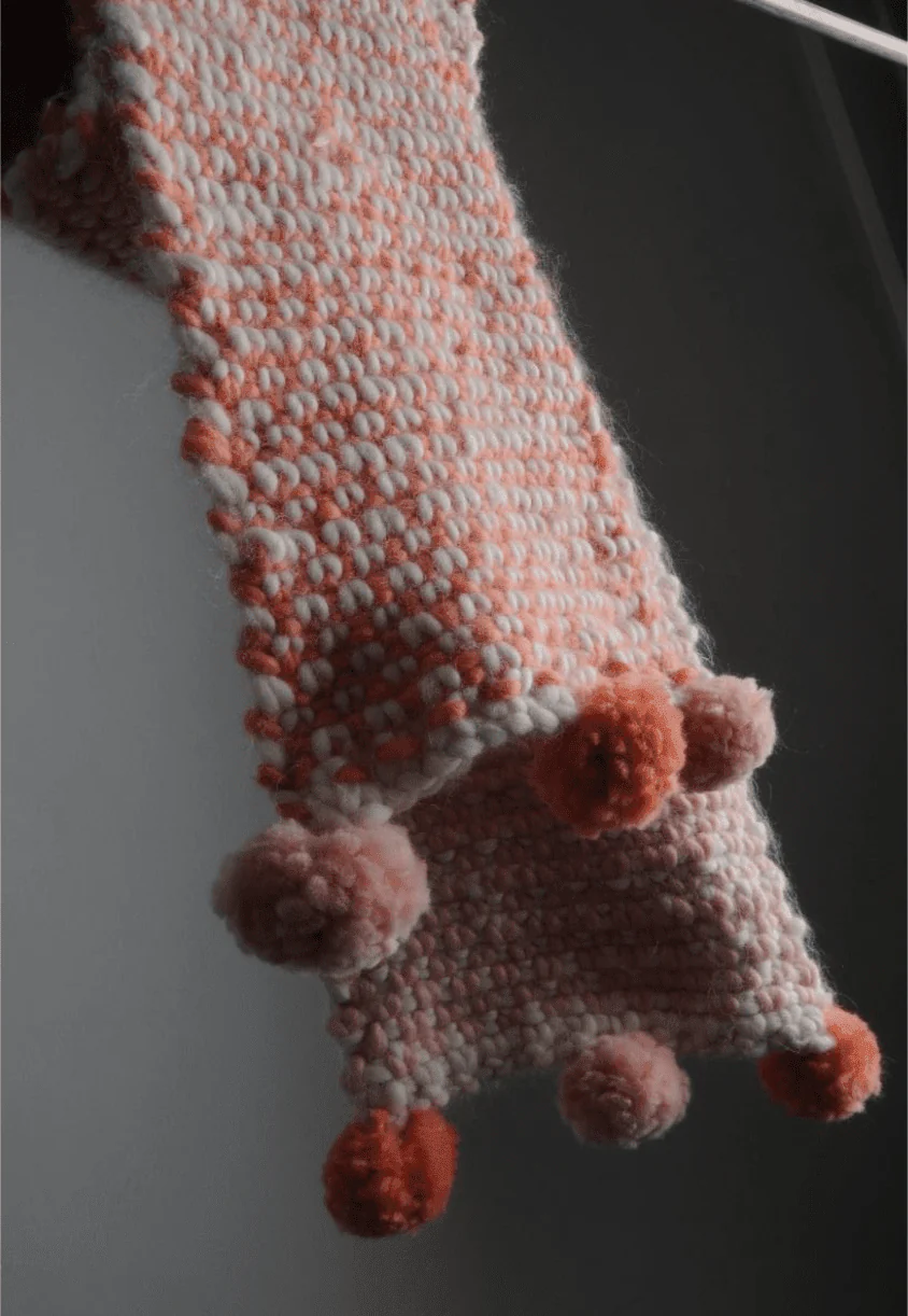 Two Colour Moss Stitch Scarf Pattern - Image 2