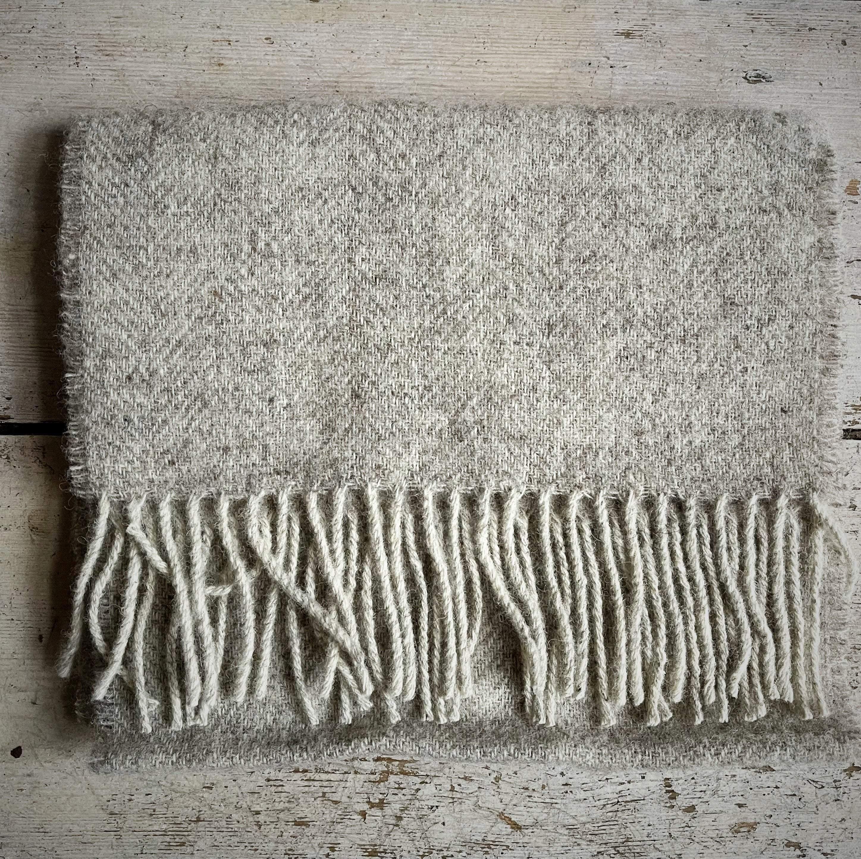 Uist Woven Caengail Scarf - Image 4