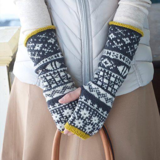 Vivian Mitts Pattern