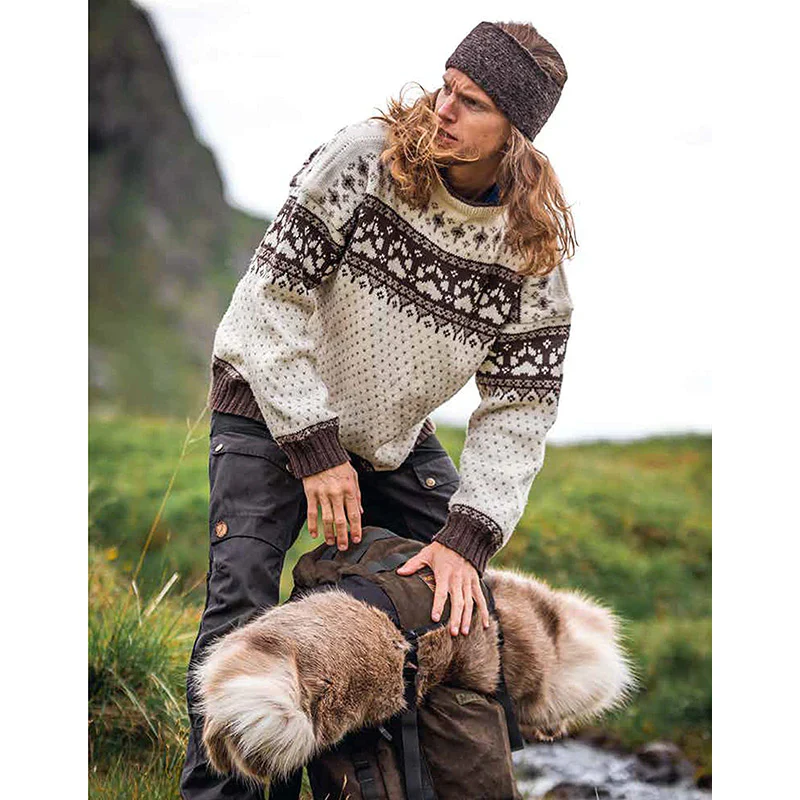 Wilderness Knits by Linka Neumann - Image 6