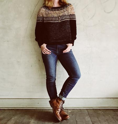 Zweig Sweater Pattern by Caitlin Hunter - Image 3
